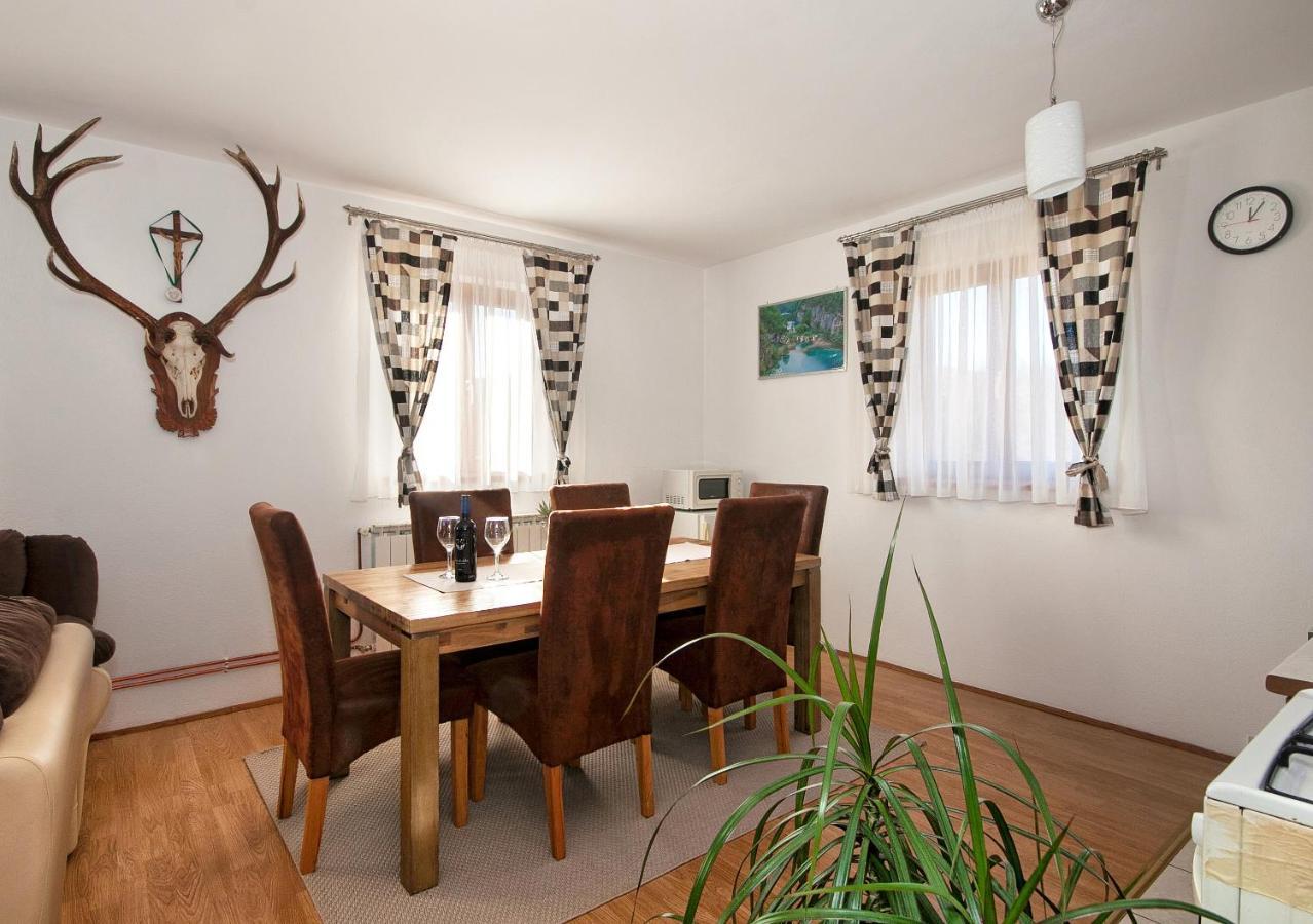 פוליאנאק House Elena - Apartment-4 מראה חיצוני תמונה