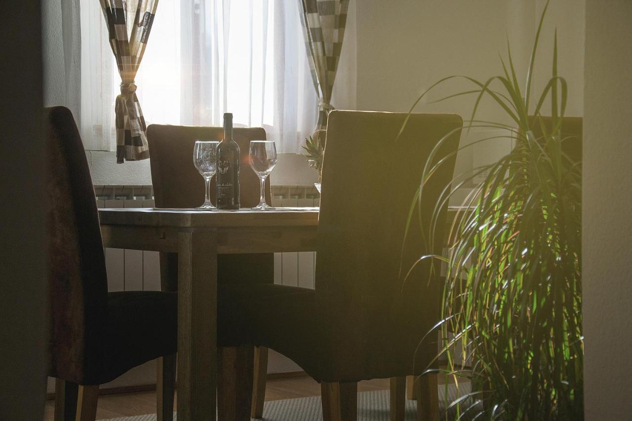 פוליאנאק House Elena - Apartment-4 מראה חיצוני תמונה