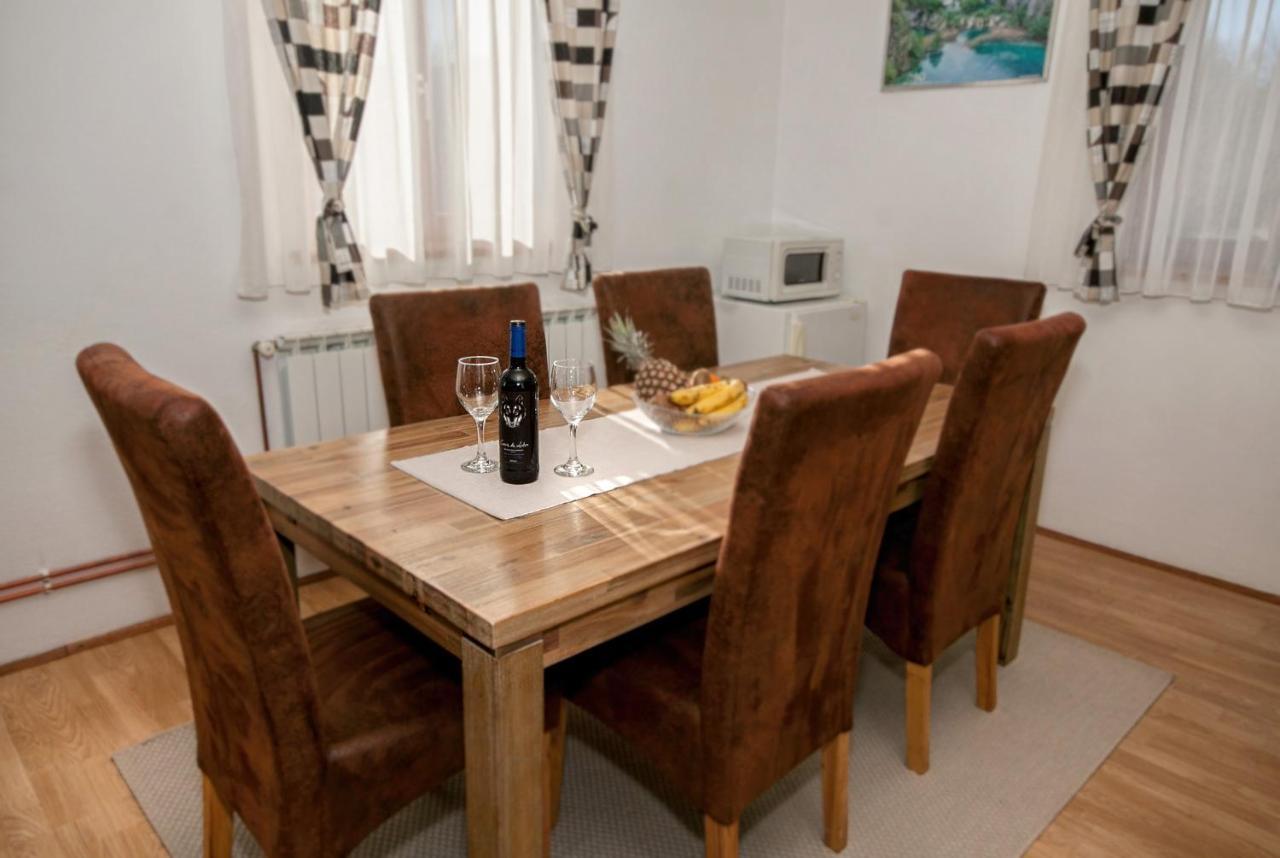 פוליאנאק House Elena - Apartment-4 מראה חיצוני תמונה